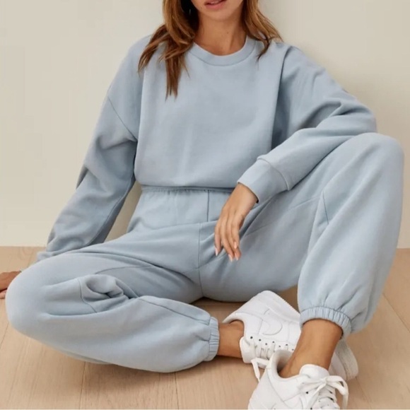 Reformation Boyfriend Sweatpant - Picture 2 of 11